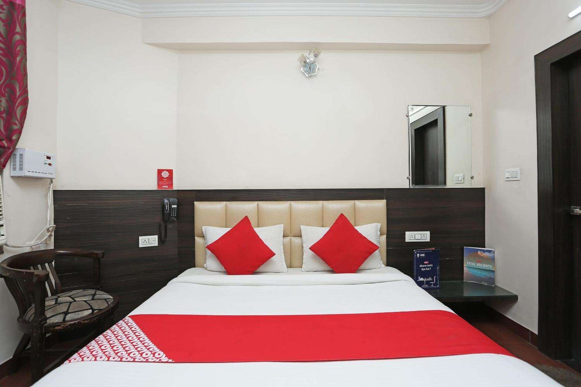 Super Capital O Relax Hotel Гвалиор Екстериор снимка