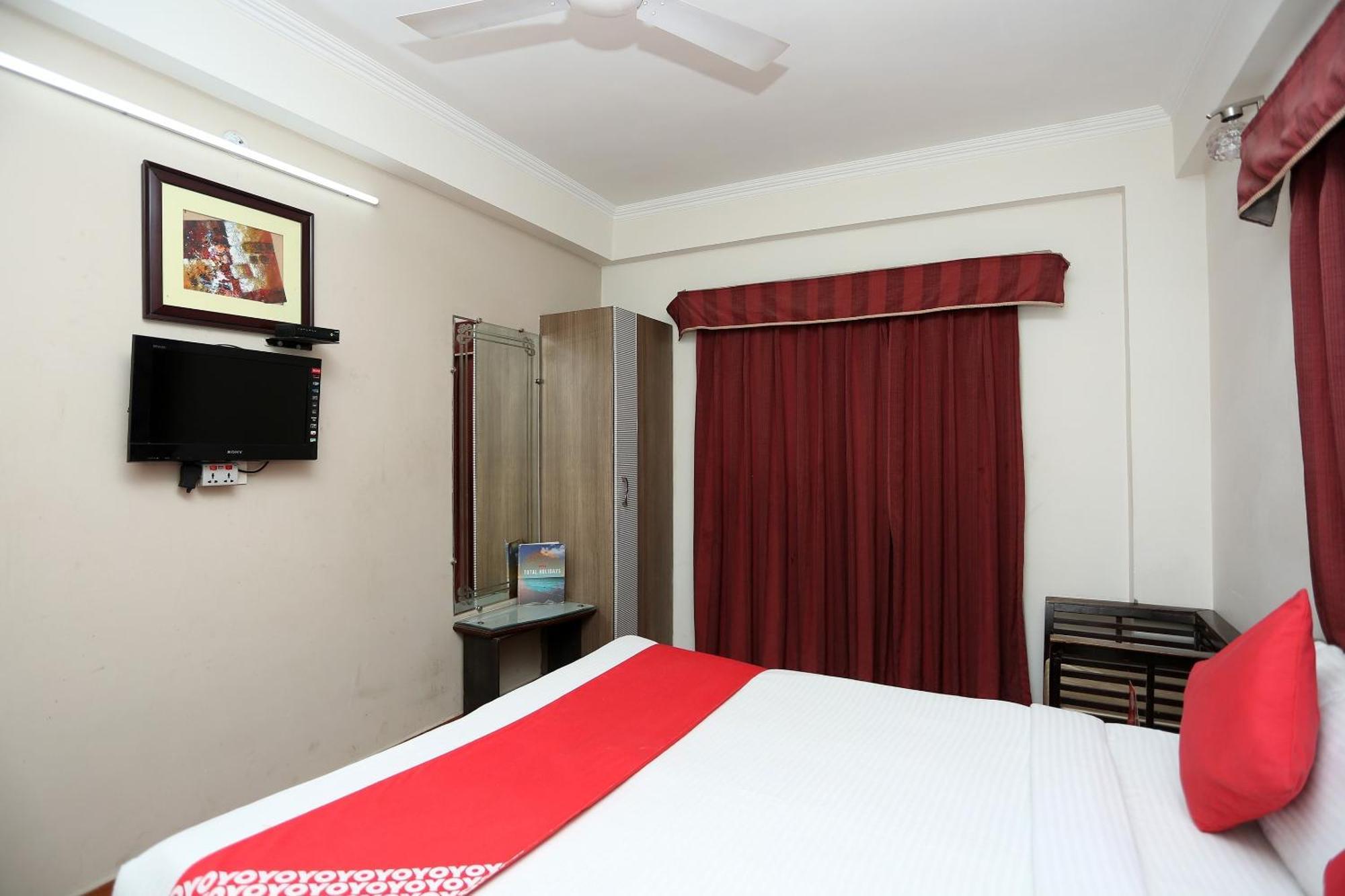 Super Capital O Relax Hotel Гвалиор Екстериор снимка